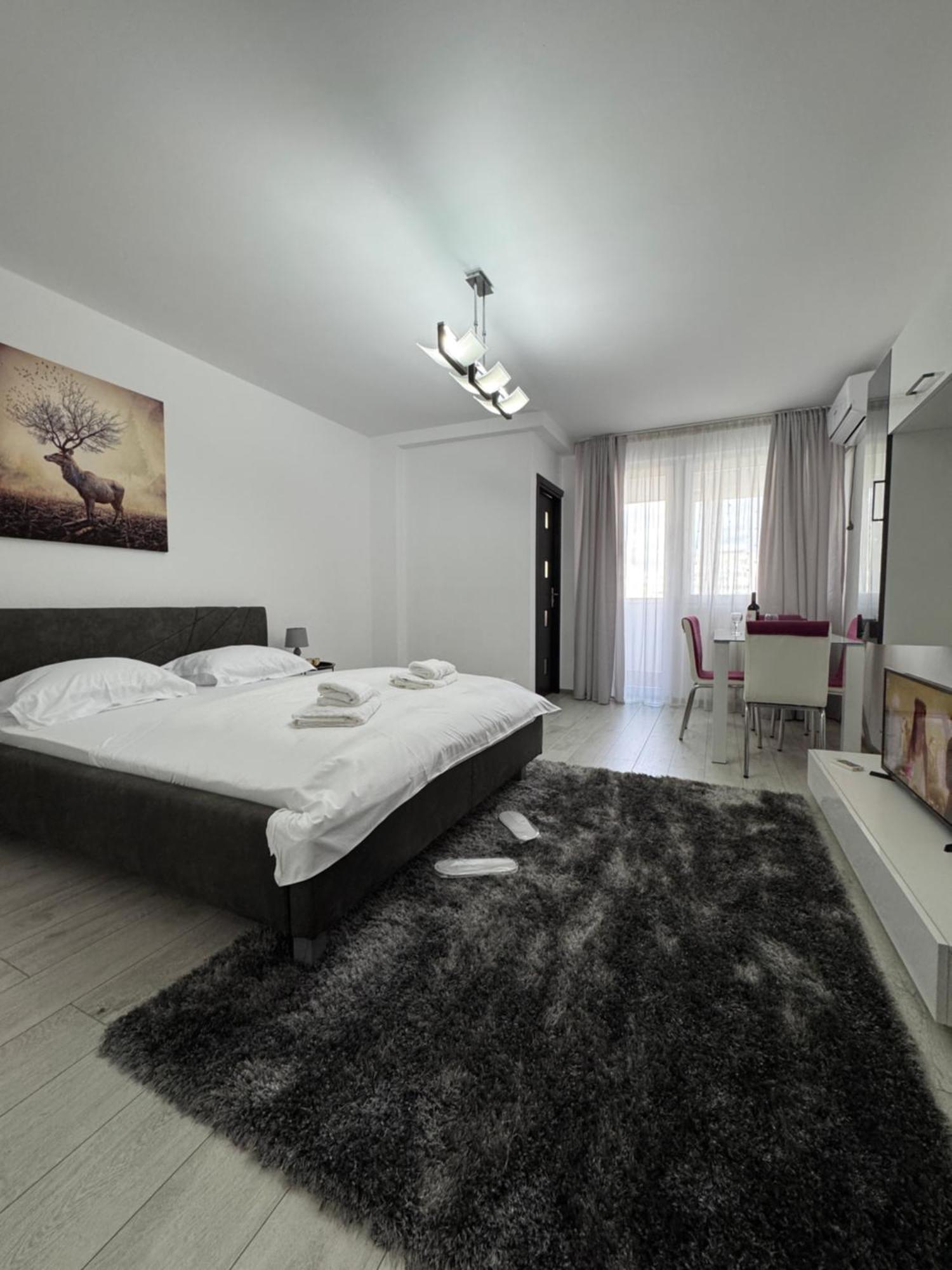Luxury Plaza M Drumul Taberei *