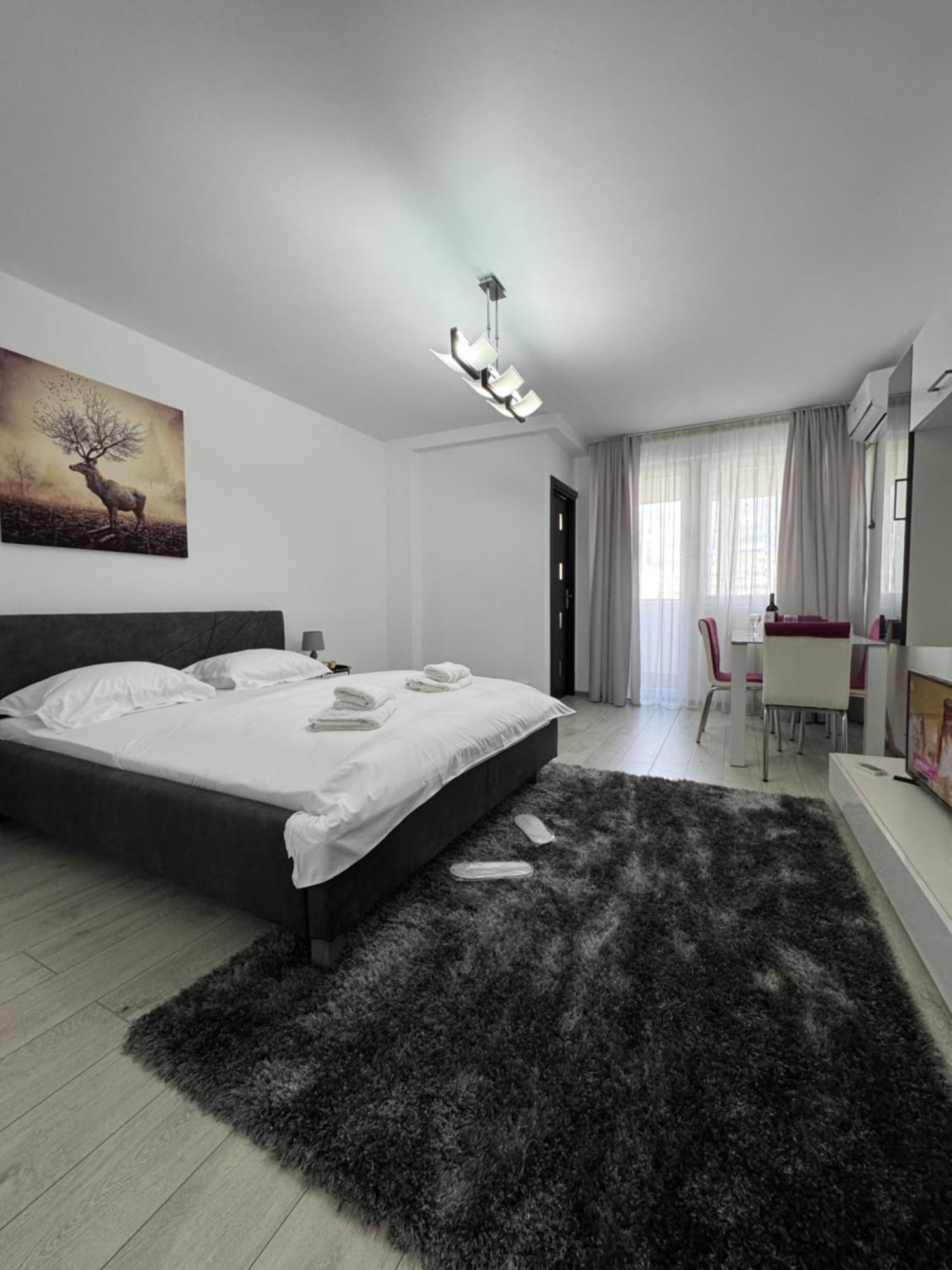 Apartament Luxury Plaza M Drumul Taberei
